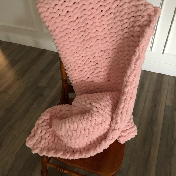 💋🔝HP🔝💋Chunky Light Pink Breathable Blanket - Picture 2 of 6